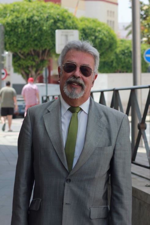 Estanislao Naranjo, socio fundador de Castro Naranjo Infante, durante la entrevista en El Pueblo de Ceuta.